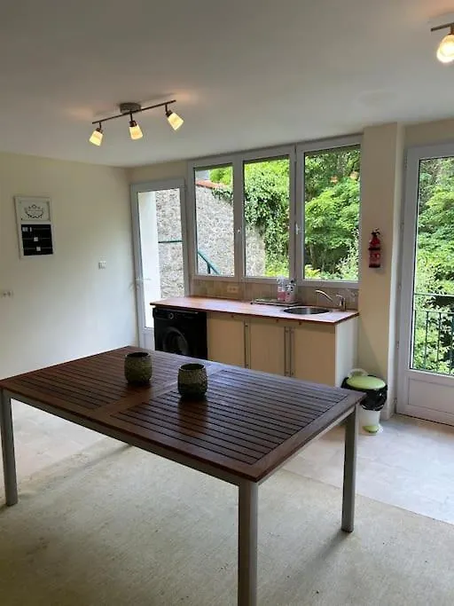 Holiday home Repos En Foret Huelgoat